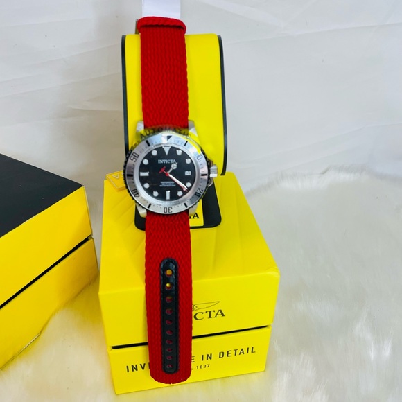 New Invicta  Pro Diver Automatic Men’s Watch 44 mm Red - Picture 2 of 11